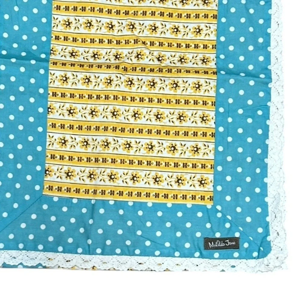 Matilda Jane Celebrations Table Linens Table Runner & 4 Cloth Napkins Set